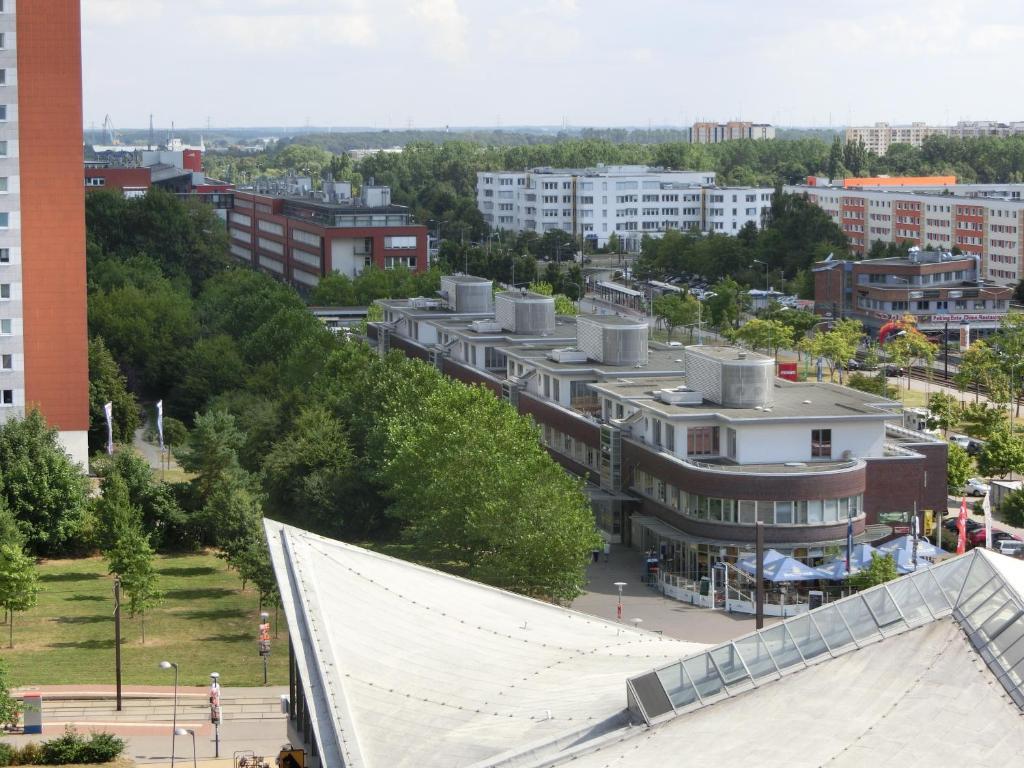 Hotel & Gaestehaus Rostock Luetten Klein Exterior photo